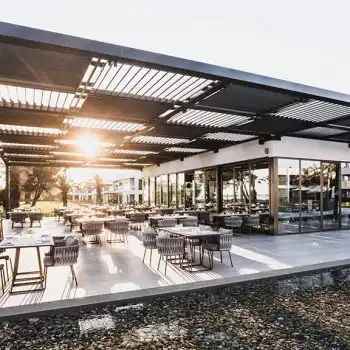 Tagungshotel Offsite Incentivereise Tagungshotels Buyout Teamevent Meeting Terrasse Sonnenuntergang