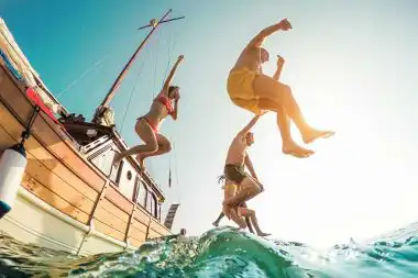 Firmenevent Corporate Event Sprung vom Boot