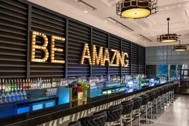 Incentivereise Incentive Reise Firmenreise Offsite Teamevent Tagung Buyout Hotelbar