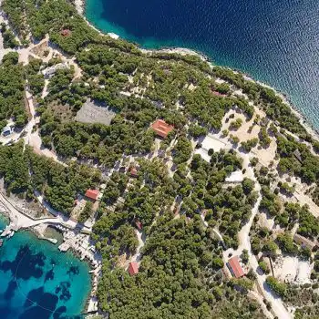Insel mieten Kroatien Incentivereisen Firmenevent Firmenreisen Insel von oben Drone