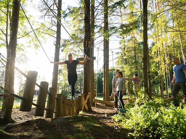 Corporate events Teambuilding im Wald Corporate Resort Collection