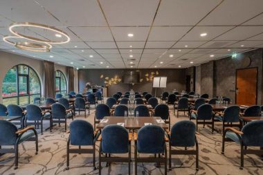 holland niederlande tagungshotel meeting incentivereise offsite tagungsraum plenum