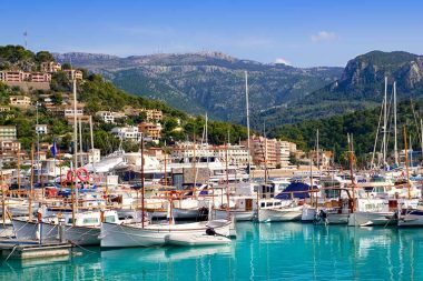 Mallorca tagungshotel offsite incentive incentivereise Hafen Pier Boote Natur