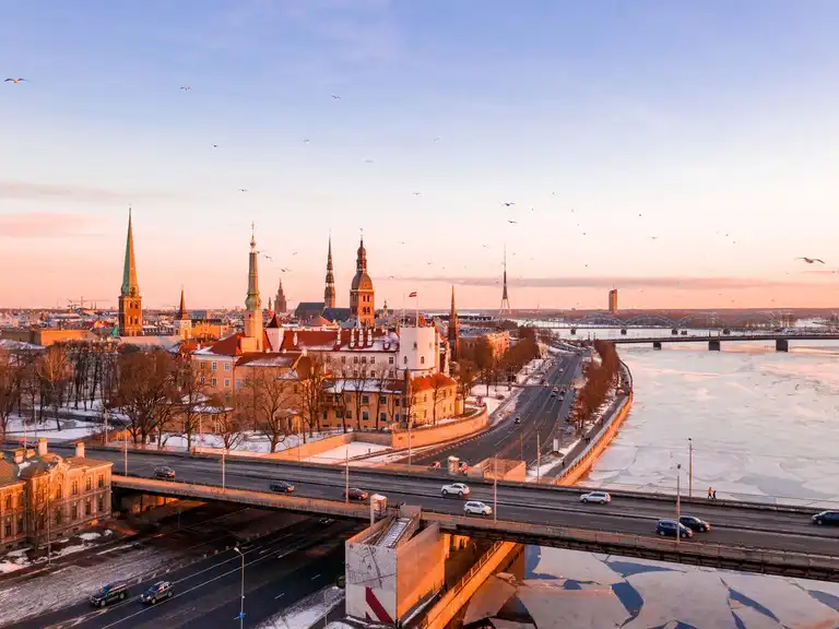 Lettland Riga Incentivereise Offsite Tagung City Fluss