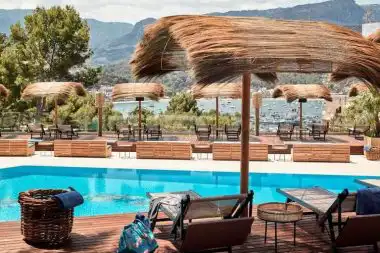 Mallorca Incentive Tagung Offsite Teamevent Hotelbuyout Ausblick Meer Pool