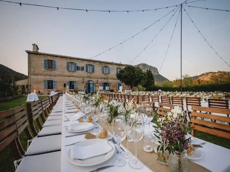 Mallorca Incentive Tagung Offsite Teamevent Venue Finca Dinner Abend