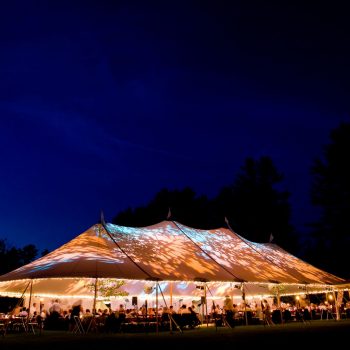 Offsite Locations für Dinner und Party mit besonderen Ambiente unterm Zelt
